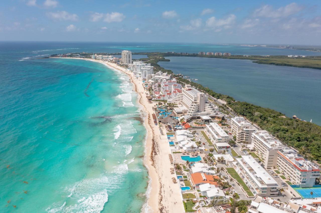 Ocean View Three Bedroom, Three Story Penthouse By The Beach Cancún Eksteriør bilde